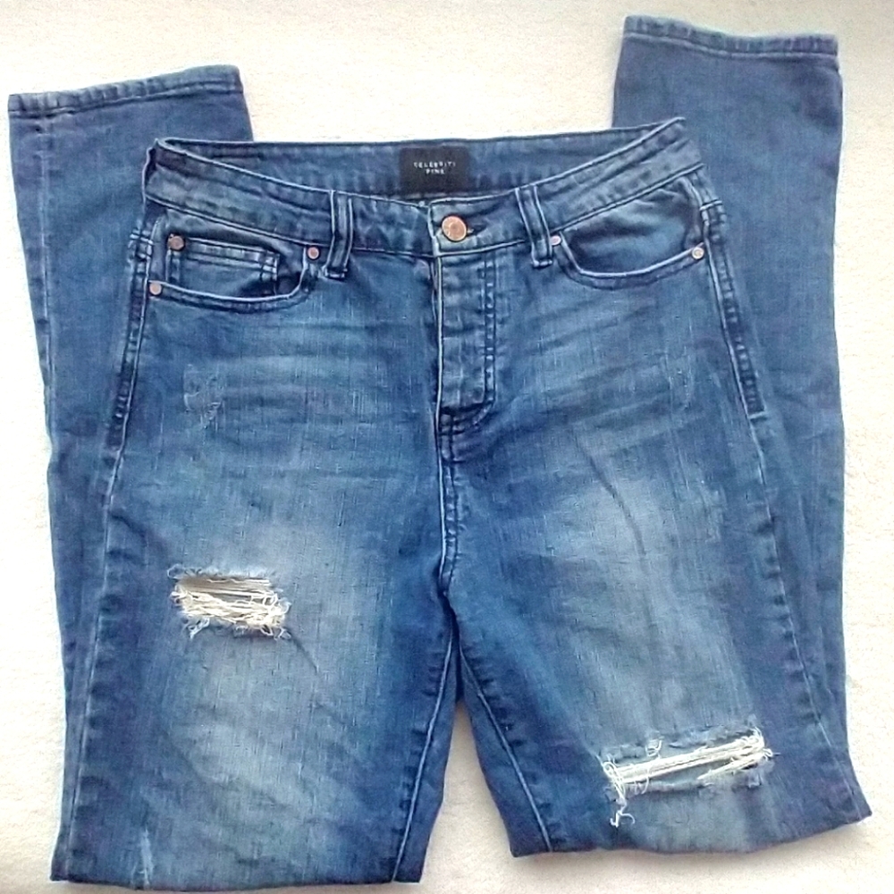 Celebrity Pink High Rise Straight Jeans Size 3/26